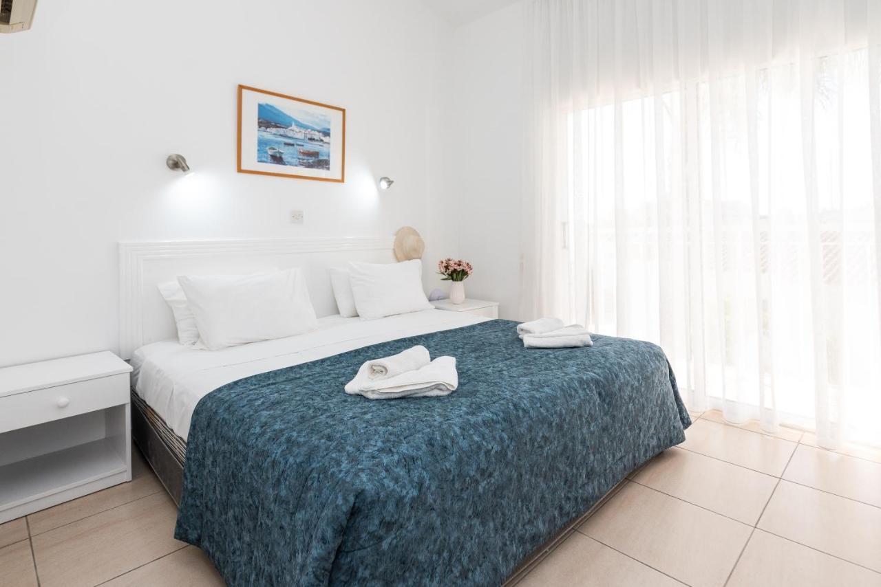 Fig Tree Z Holiday Resort Paralimni Esterno foto