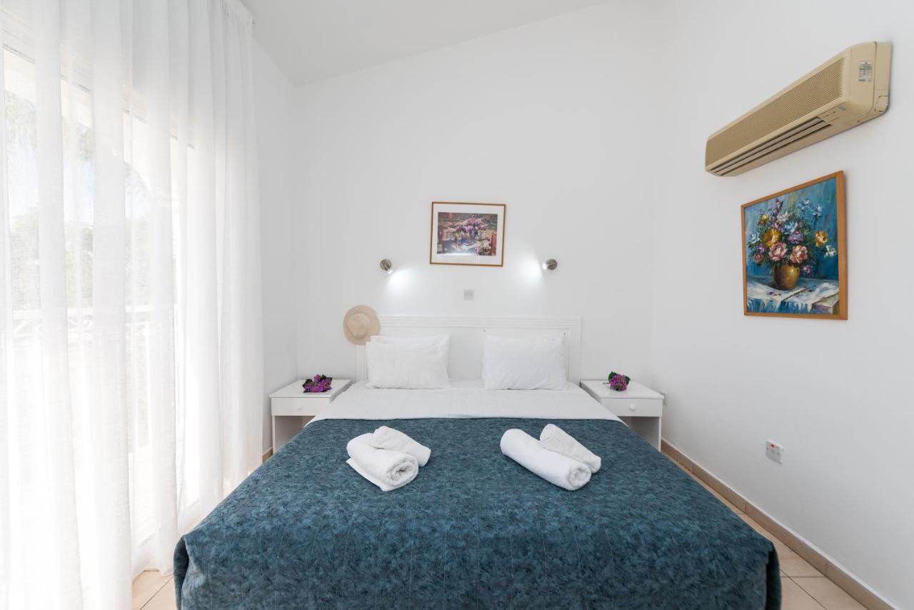 Fig Tree Z Holiday Resort Paralimni Esterno foto