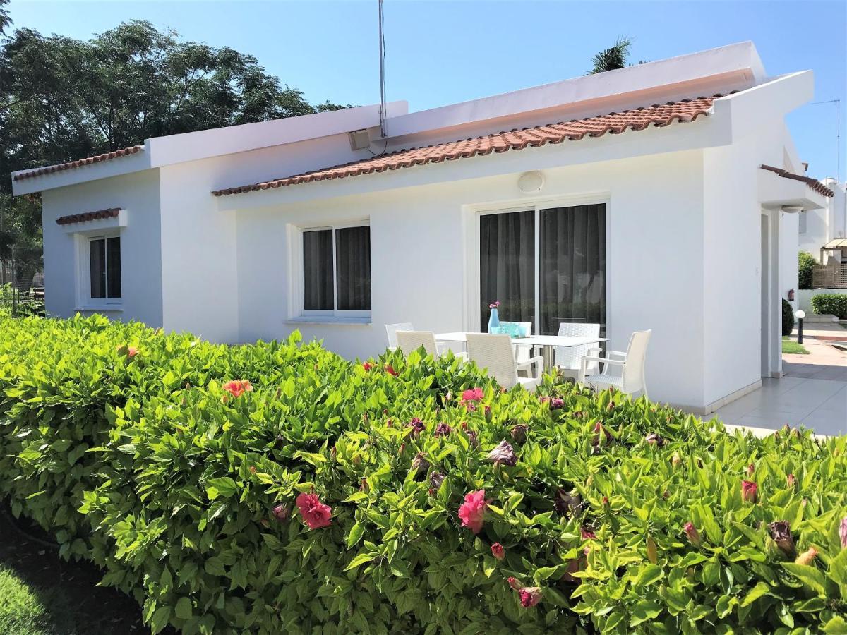 Fig Tree Z Holiday Resort Paralimni Esterno foto